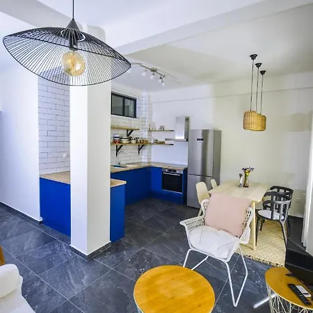 Gorgeous Apartment In The City Center Thessaloniki Exterior photo